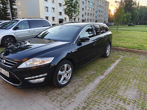 Ford Mondeo (3 фото из 14)