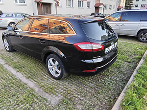 Ford Mondeo (6 фото из 14)