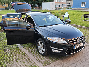 Ford Mondeo (1 фото из 14)