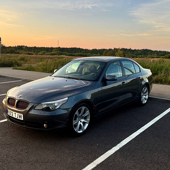 BMW 545 4.4 245