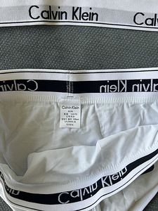 Calvin Klein aluspesu (4 foto / 5)
