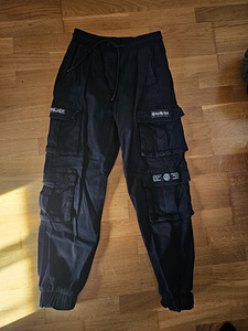 Брюки карго (1 фото из 1)