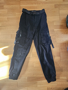 Брюки карго (1 фото из 1)