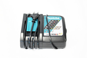Laadija Makita DC18RC 7.2V-18V Li-ion (2 foto / 2)