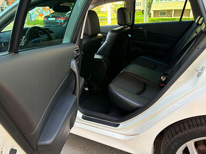 Mazda 6 (9 foto / 10)