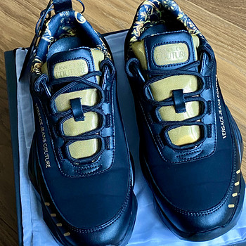 Versace Jeans Couture tossud