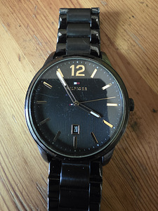 Продам две пары часов (Armani, Tommi) (100euro) (3 фото из 3)