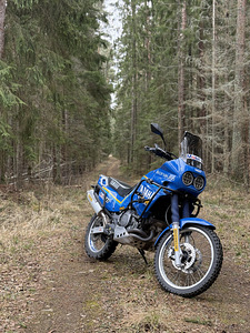 Yamaha XTZ 750 Supertenere (2 foto / 5)