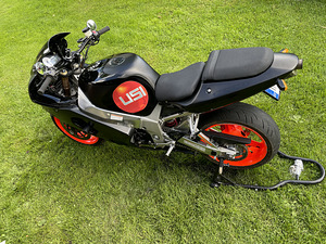 Suzuki GSX-R 1000 (2 фото из 5)