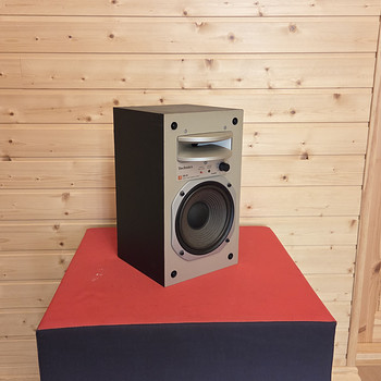 Tippklassi kõlar Technics