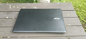 Acer Aspire F5 (2 foto / 5)