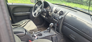 Jeep Cherokee 2.8 CRD (110кВт) (13 фото из 15)
