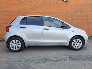 Toyota Yaris D-4D (3 фото из 8)