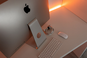 Apple iMac 27" 5K (2019) | i5 3.7GHz | 64GB | 2TB SSD | 580X (5 foto / 7)