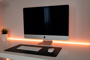 Apple iMac 27" 5K (2019) | i5 3.7GHz | 64GB | 2TB SSD | 580X (1 foto / 7)