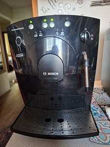 Кофемашина Bosch (6 фото из 10)