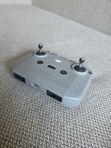 DJI RC-N1 drooni pult (1 foto / 3)