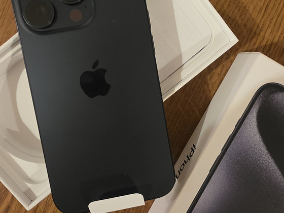 UUS iPhone 15 Pro 128GB Blue Titanium
