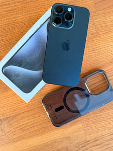 iPhone 15 Pro 128GB Blue Titanium , aku 90% (2 foto / 2)