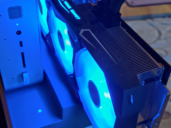 Videokaart 3080ti KFA2, vahetan xbox series X vastu