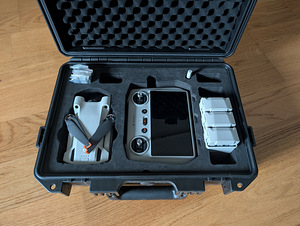 DJI Mini 3 Pro Fly More + пульт DJI RC + кейс (3 фото из 4)