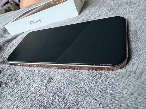 iPhone 16 Pro Max 256 ГБ