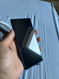 Продам Samsung Z Fold 7, синий, 12/512 GB (1 фото из 2)