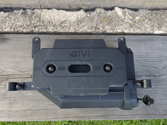 GIVI toolbox+kinnitused