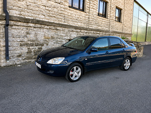 Mitsubishi Lancer (3 фото из 9)