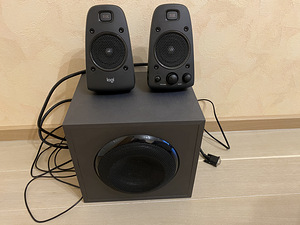 Logitech Z625 powerful THX sound 200 Watt RMS (1 foto / 2)