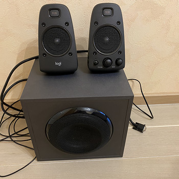 Logitech Z625 powerful THX sound 200 Watt RMS