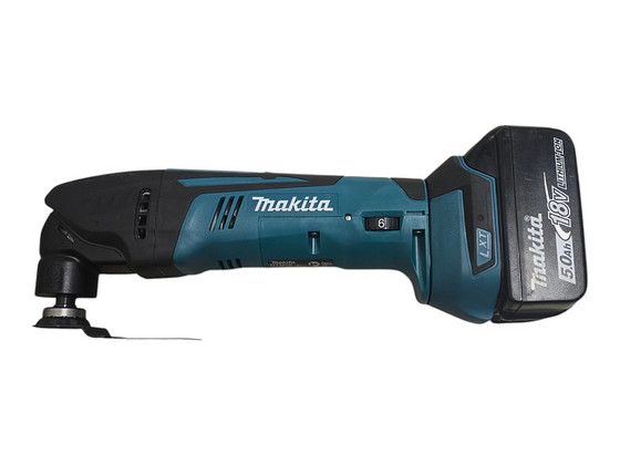 Реноватор Makita DTM50 + 5.0Ач