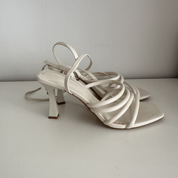 Stradivarius kingad 38