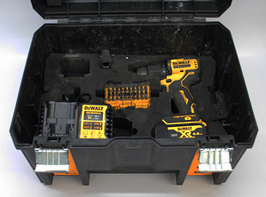 DeWalt DCD709 + 5.0Ah 18V Battery + DCB1104 Charger (4 foto / 5)