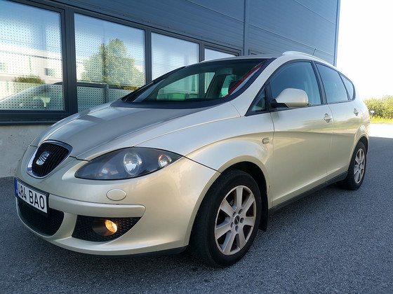SEAT Altea XL 2.0 TDI 103 кВт автомат
