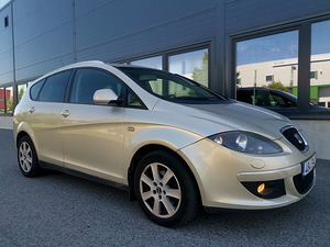 SEAT Altea XL 2.0 TDI 103 кВт автомат (2 фото из 7)