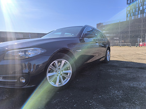 BMW 520 I - F11 Touring 2.0 R-4 135 kW. 2016 (6 foto / 15)