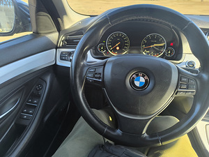 BMW 520 I - F11 Touring 2.0 R-4 135 kW. 2016 (12 foto / 15)