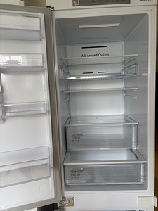 Samsung integreeritav No Frost külmik-sügavkülmik. (1 foto / 6)
