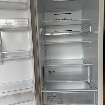 Samsung integreeritav No Frost külmik-sügavkülmik.