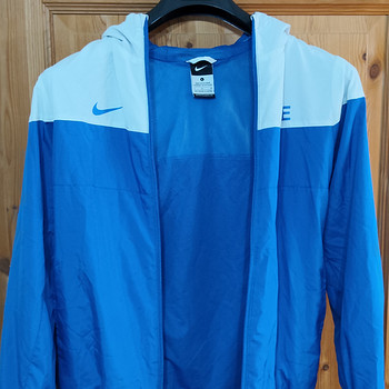 Спортивная кофта 147-158 Nike 12-13 лет, ветровка для мальчи