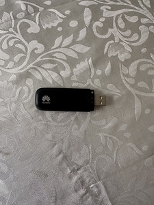 Huawei E3531 3G USB-модем (2 фото из 2)