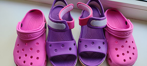 Crocs roosad C10-C11 28-29 Crocs lillad C13 30-31 2TK (4 foto / 5)