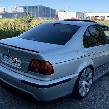 BMW 530d 2002 142 кВт