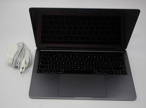 Sülearvuti MacBook Pro 13-inch 2017 256GB SSD 8GB RAM (2 foto / 3)