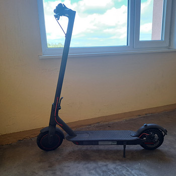 Xiaomi Mi Electric Scooter Pro