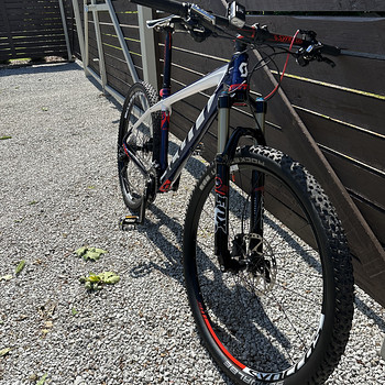 Scott Scale 710 (2015)
