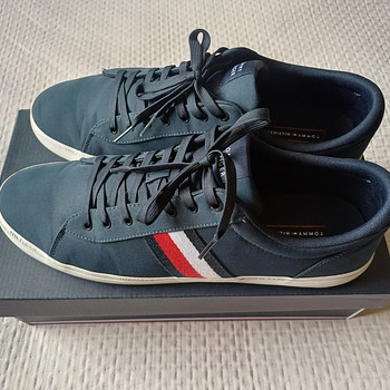 Темно-синие кеды Tommy Hilfiger