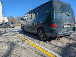 Стальные диски VW T4 (4 фото из 4)