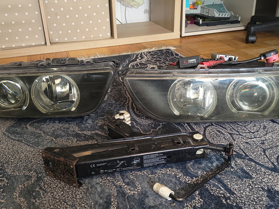 BMW 5. seeria E39 kere esituled